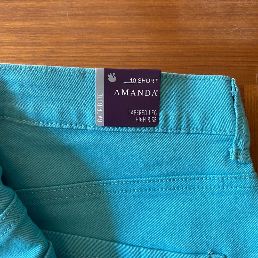 GV Amanda Jeans -  Color- Aqua Falls, Size 10 Short -  NWT - Picture 2 of 3